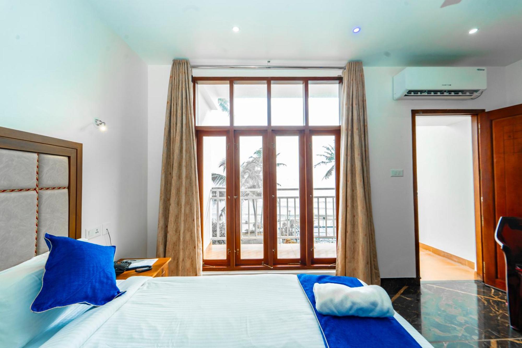 Skylar Seaview Beach Resort & Ayurveda Varkala Exterior foto